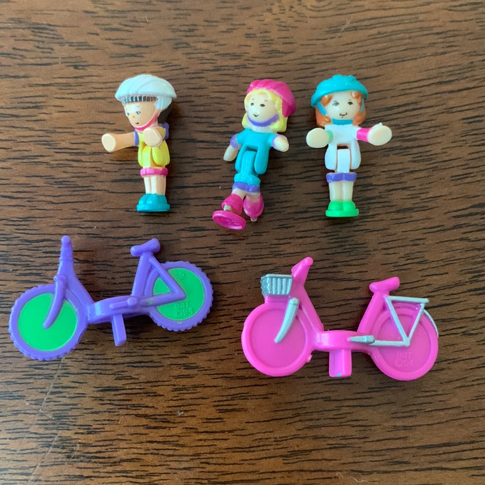 COMPLETE -1994 Polly Pocket “Polly on the Go” Set